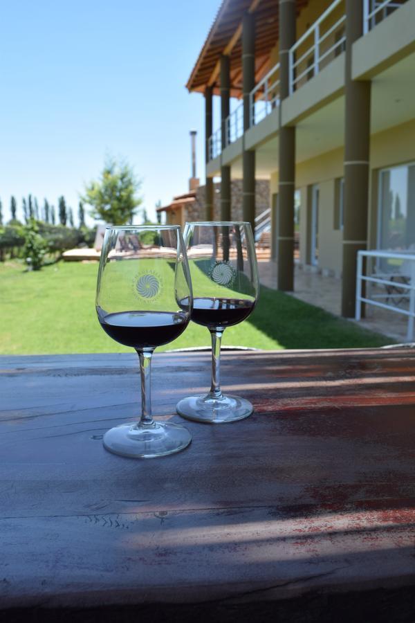 Chaglasian Wine & Suites San Rafael  Extérieur photo